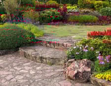 Jardins de Pedra: Elegância e Durabilidade