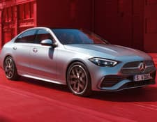 Mercedes-Benz Classe C: elegância, desempenho e tecnologia em um só sedã