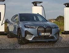 BMW iX M60: o que você precisa saber sobre o SUV elétrico de luxo da BMW