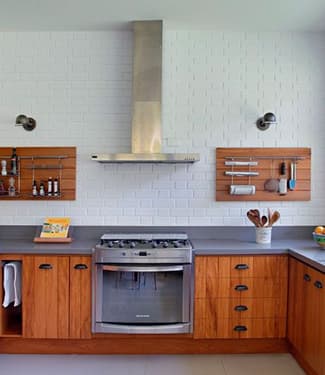 Revestimento de madeira na cozinha: Do estilo rústico ao moderno