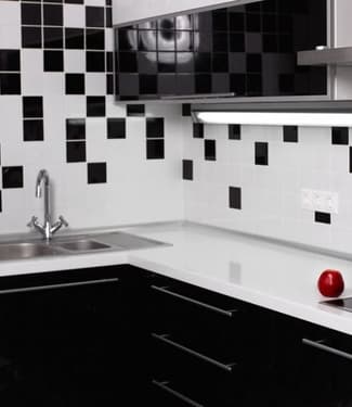 Cozinha com pastilhas: confira inspirações para decorar o ambiente