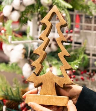 Decoração de Natal Sustentável: Ideias Criativas com Materiais Reciclados