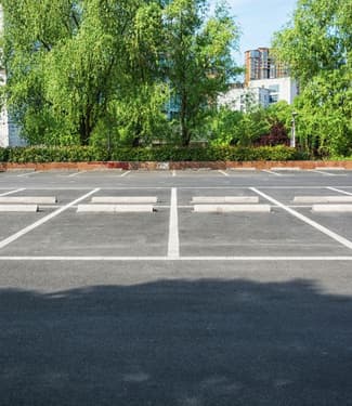 Vaga de Garagem de Condomínio tem Medida Padrão? Entenda