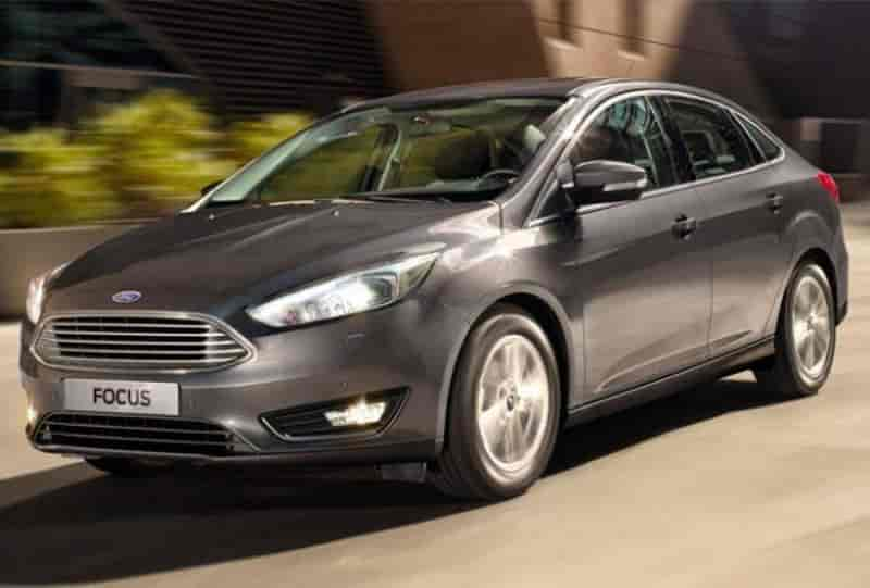 Ford lança versão reestilizada do Focus Fastback