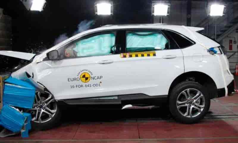 Novo Ford Edge conquista nota máxima em testes de impacto