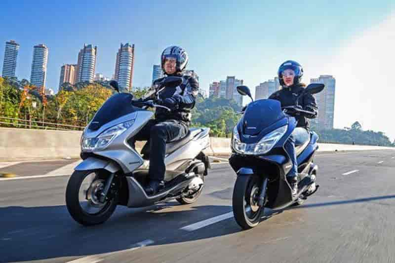 Honda PCX 150 2018 ganha cores mas tabela de preços é mantida