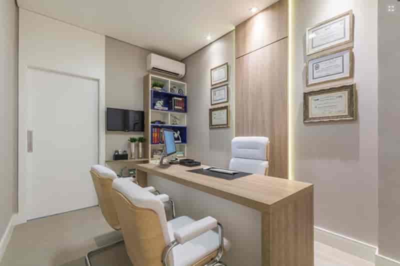 Dicas de cadeiras para deixar mais elegantes e confortáveis clínicas e consultórios