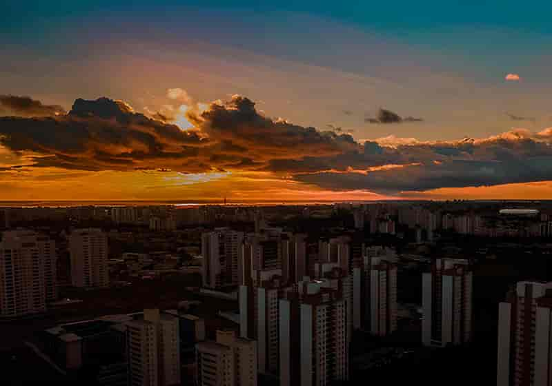 Quais os Melhores Lugares para Passear em Manaus à Noite?