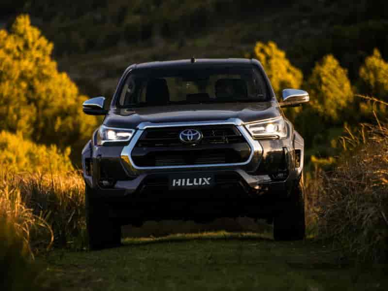 Toyota Hilux: descubra se ela ainda é a rainha das picapes