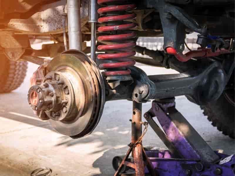 Amortecedor: o que é, para que serve e por que ele é tão importante no carro