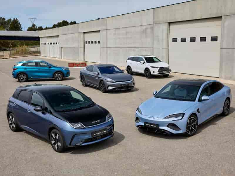 Liderança dos Veículos Elétricos: Por que a BYD Superou a Tesla e Redefiniu o Mercado Global em 2025