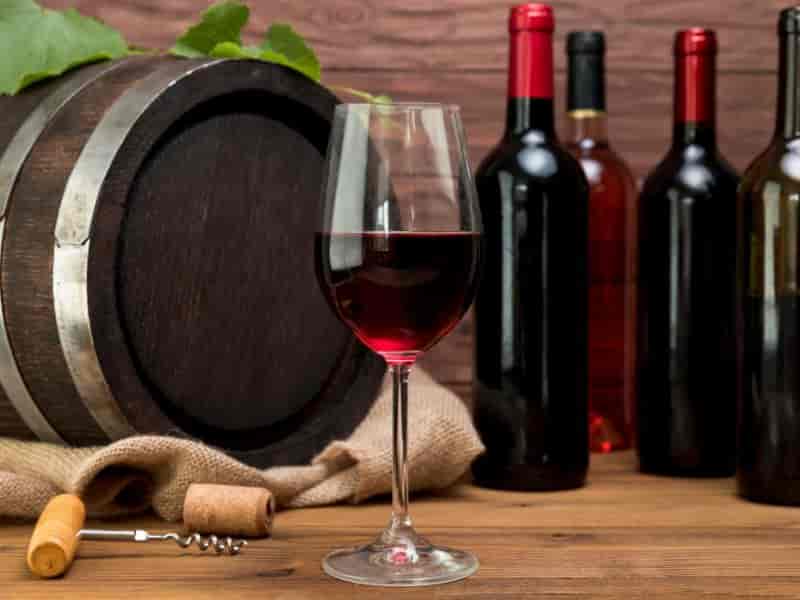 Adega em casa: como montar, vantagens e cuidados essenciais