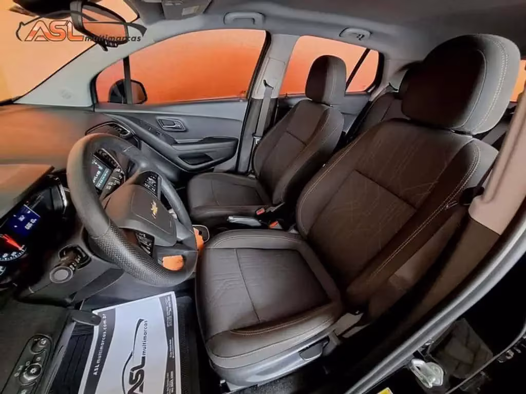 chevrolet-tracker-em-curitiba-pr-49f38ab7