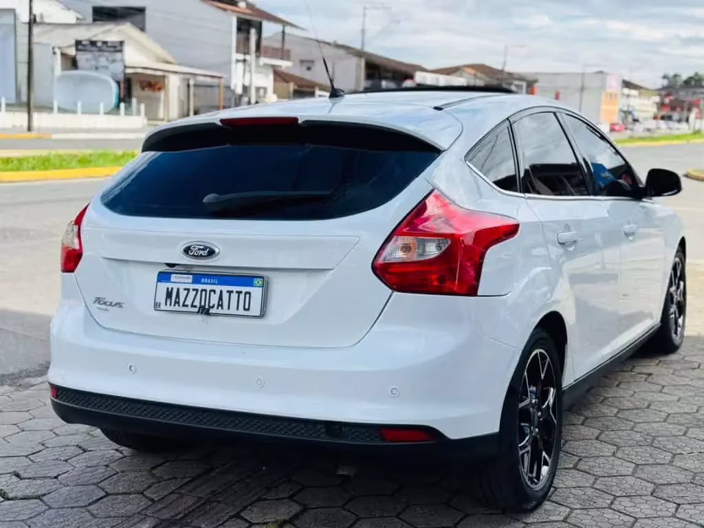 ford-focus-em-joinville-sc-e54b98d9