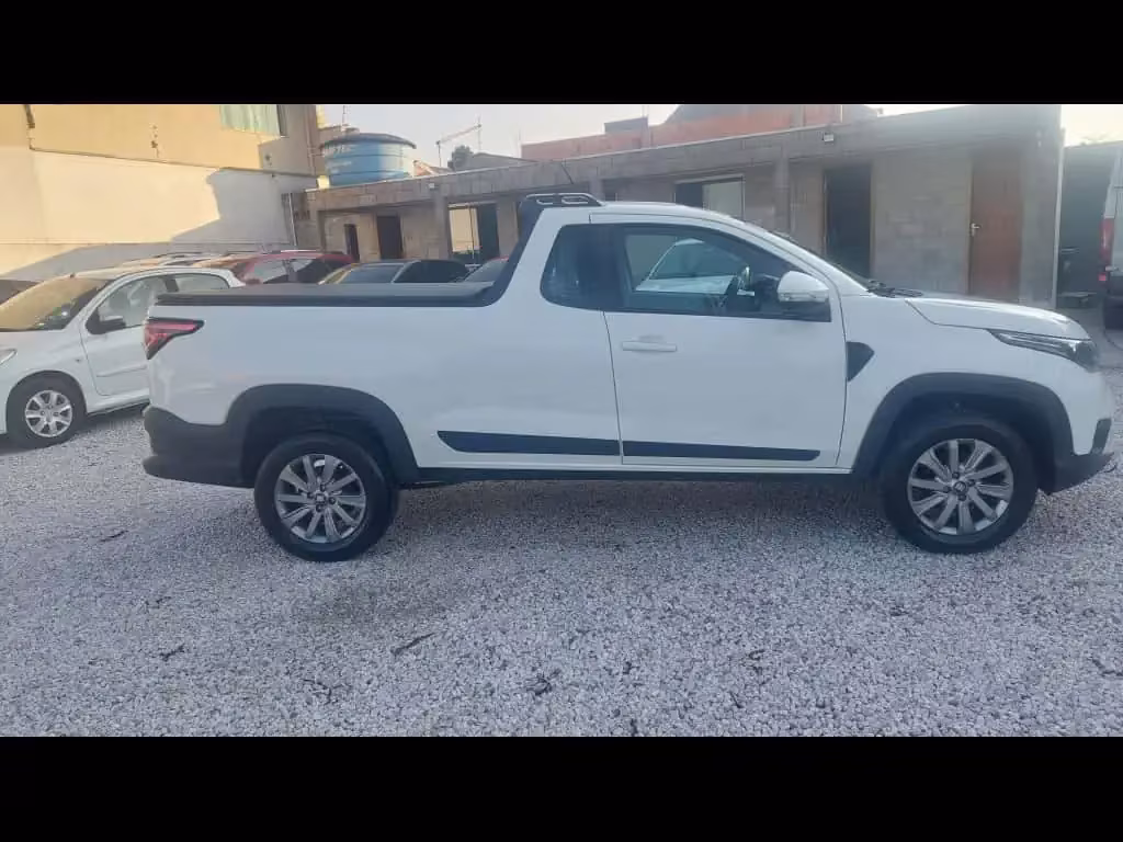 fiat-strada-em-curitiba-pr-954a13dc