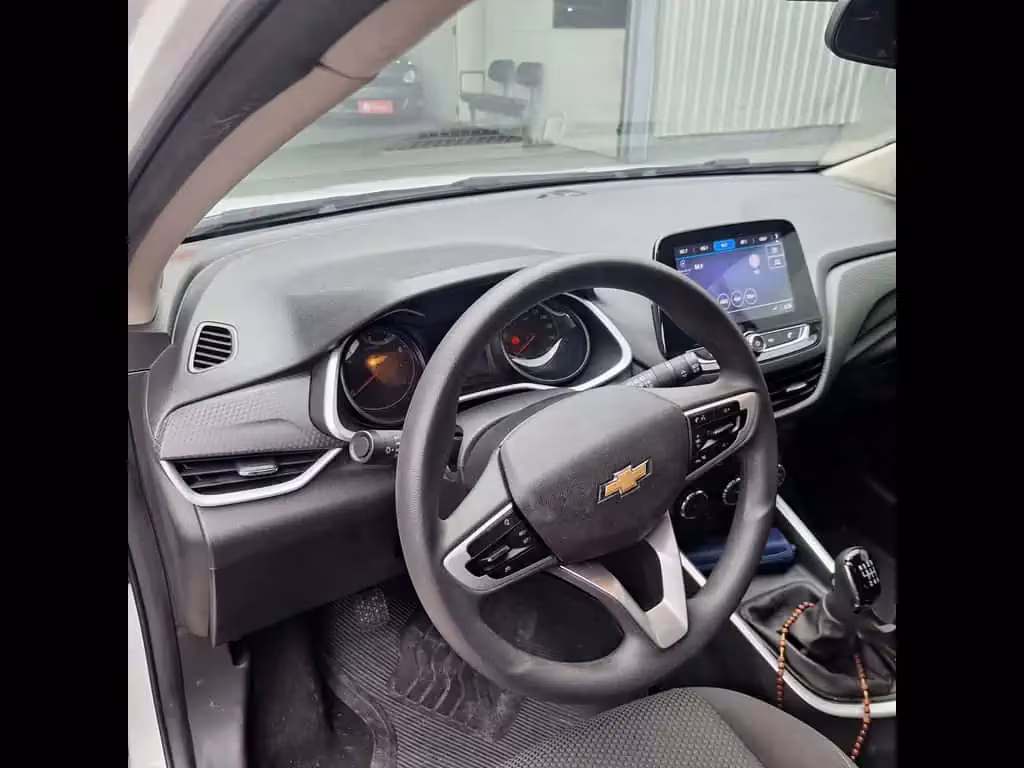 chevrolet-onix-em-jundiai-sp-19b61416