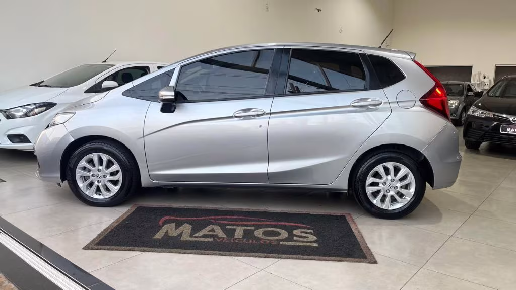 honda-fit-em-santa-barbara-d-oeste-sp-fb0e6a46a26-04