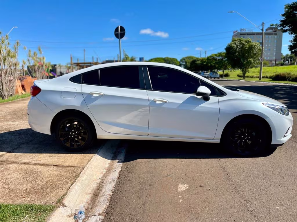 chevrolet-cruze-em-ourinhos-sp-fc17ba1f1df-03