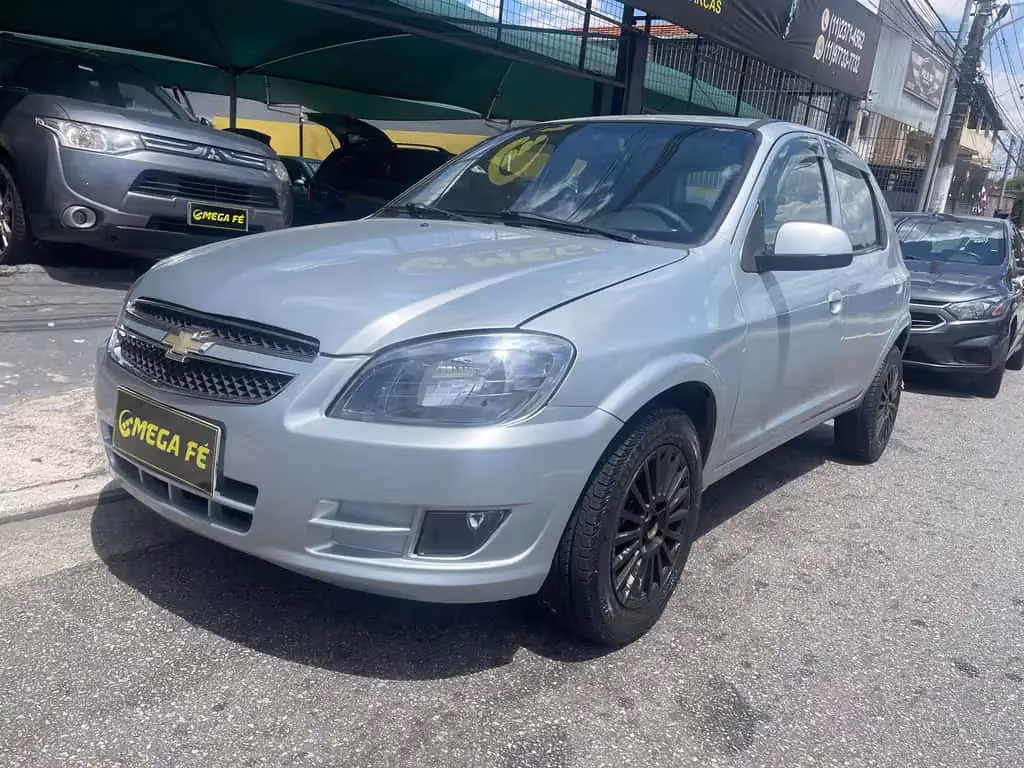 chevrolet-celta-em-sao-paulo-sp-b09f5d18