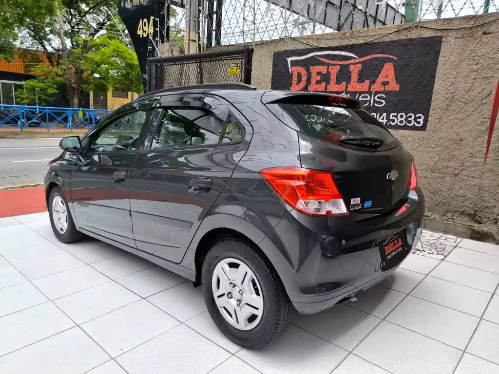 chevrolet-onix-em-sorocaba-sp-fbae2d87583-03