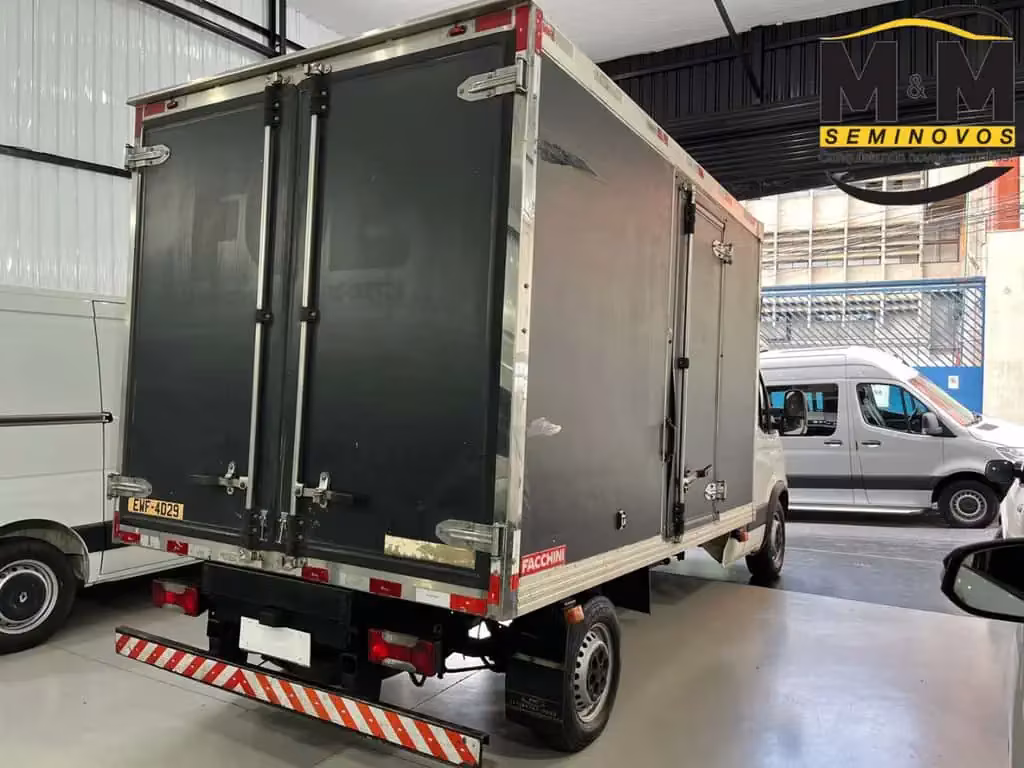 iveco-daily-em-osasco-sp-5f815e6e