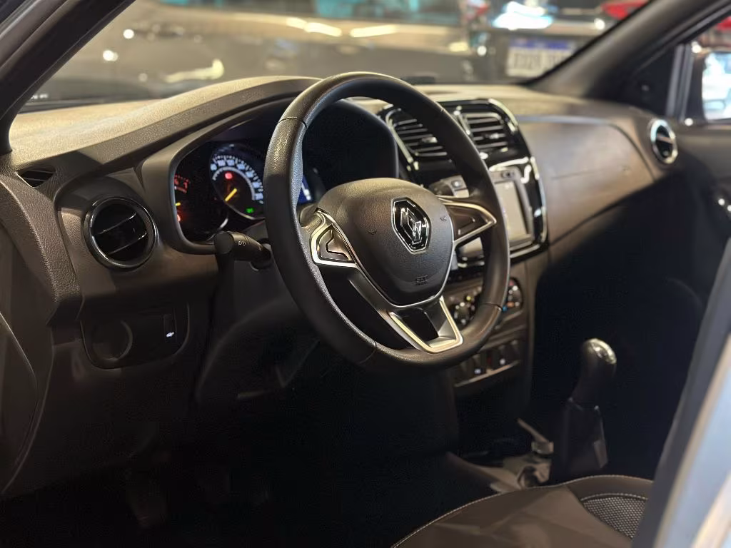 renault-sandero-em-itajai-sc-fd20a03789b-04