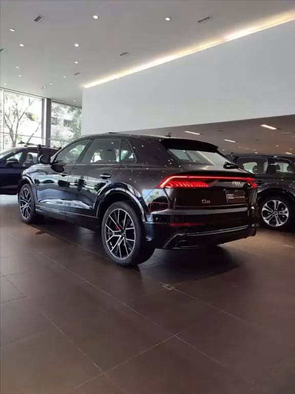 audi-q8-em-barueri-sp-f76aa1fd410