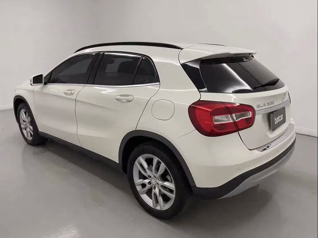 mercedes-benz-gla-200-em-brasilia-df-38e23116