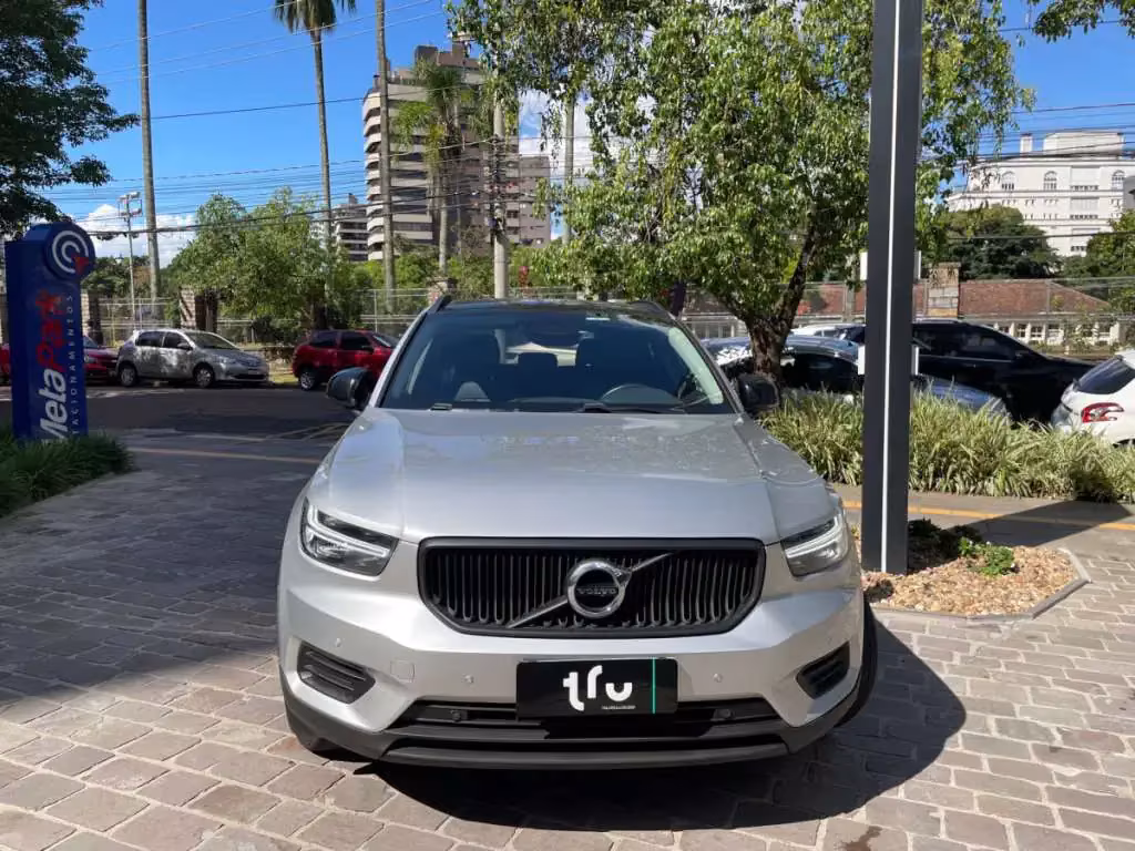 volvo-xc-40-2-0-t4-fwd-190cv_f85c4406a76