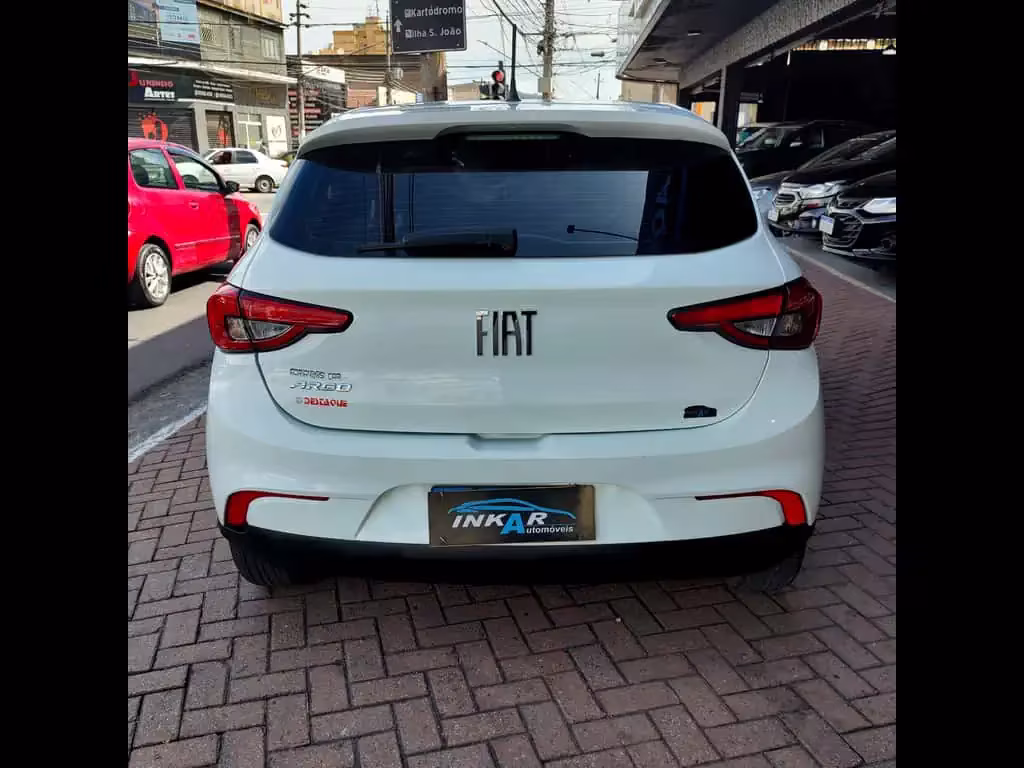 fiat-argo-em-volta-redonda-rj-6e1474e5