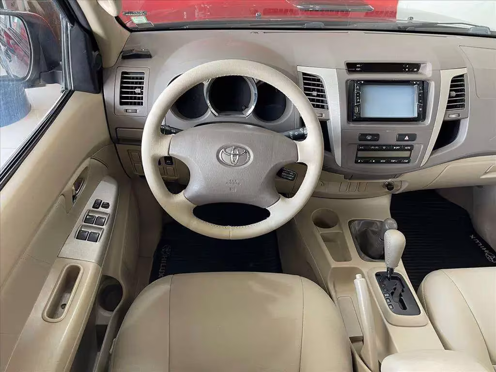 toyota-hilux-sw4-3-0-srv-4x4-16v-turbo-intercooler-4p_184cf5ca8bd