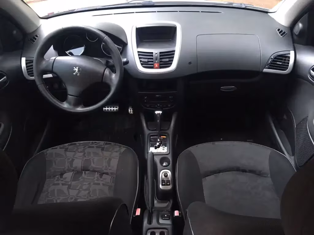 peugeot-207-em-cascavel-pr-f168947be60-01