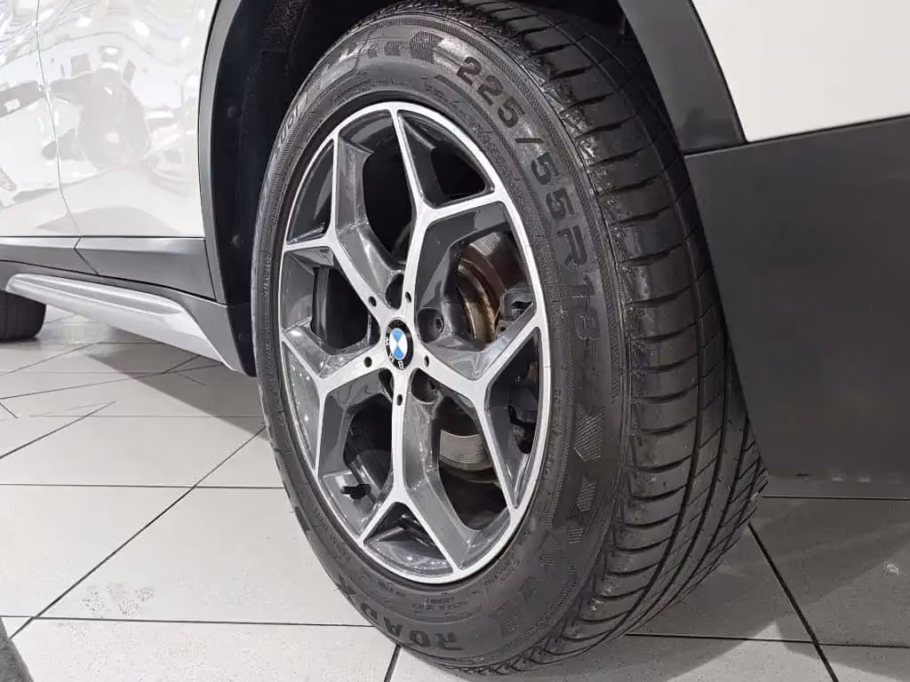 bmw-x1-em-curitiba-pr-d0838f1f