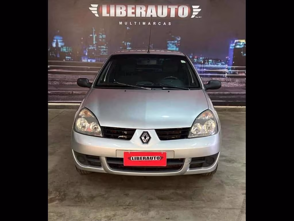 renault-clio-em-brasilia-df-a4db193b