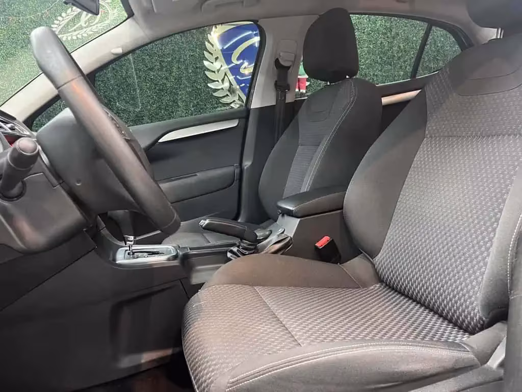 citroen-c4-no-rio-de-janeiro-rj-23db84f9