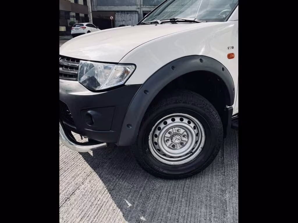 mitsubishi-l200-triton-em-curitiba-pr-4d5a811b