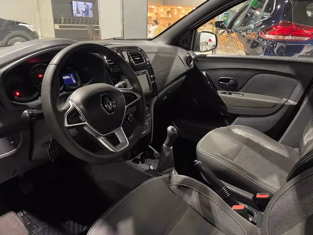 renault-sandero-em-balneario-camboriu-sc-fa8cc8a50c2-04