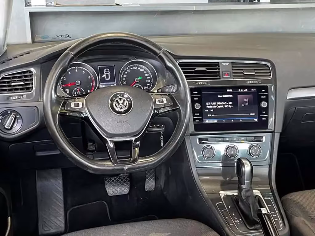 volkswagen-golf-em-curitiba-pr-c122184f
