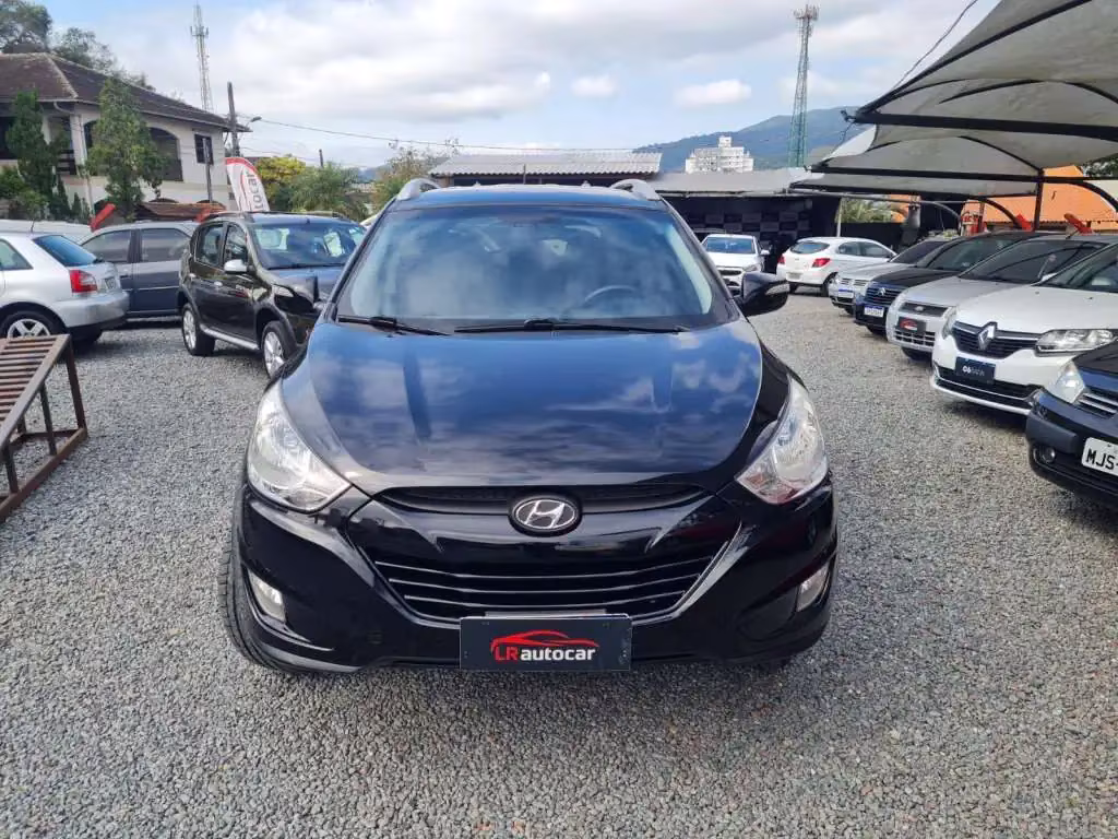 hyundai-ix35-2-0-2wd-16v-4p_f642ea55ea9