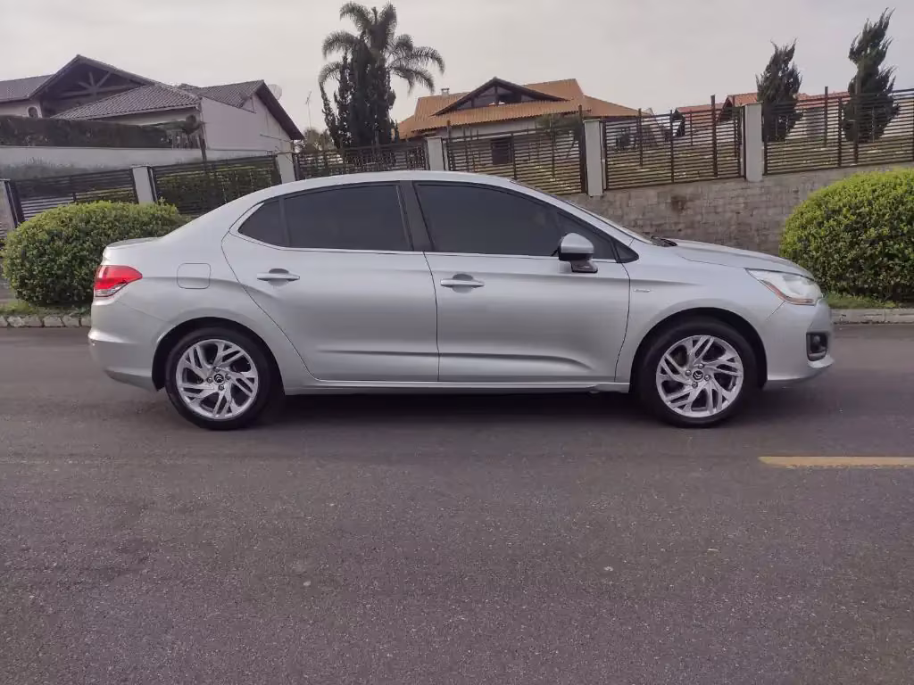 citroen-c4-em-sao-bento-do-sul-sc-f6c9f07bc02-02