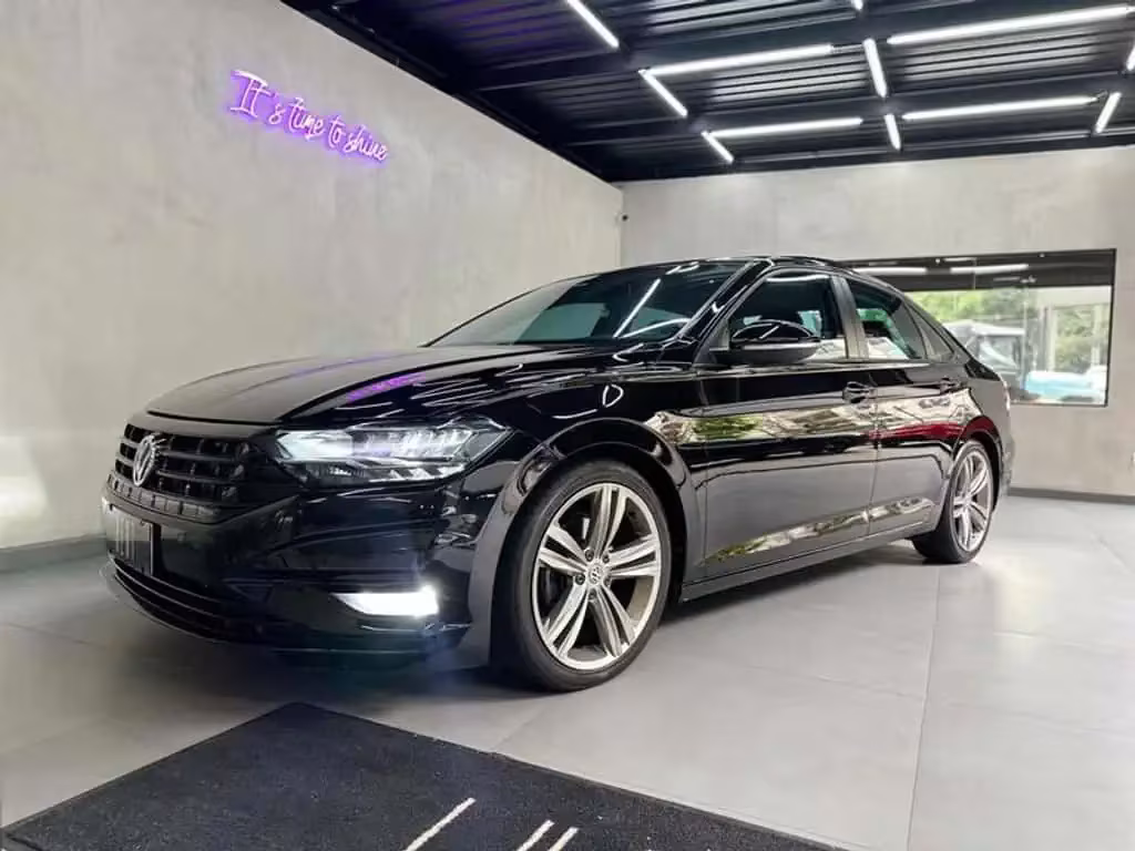 volkswagen-jetta-em-curitiba-pr-a3f14156