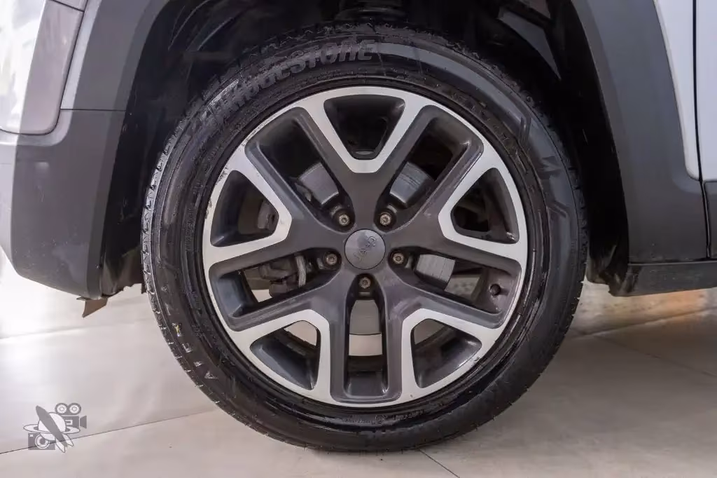 jeep-renegade-em-belo-horizonte-mg-fca2a189f0c-04