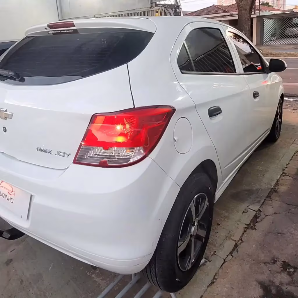 chevrolet-onix-em-rio-claro-sp-18ed364c509-02