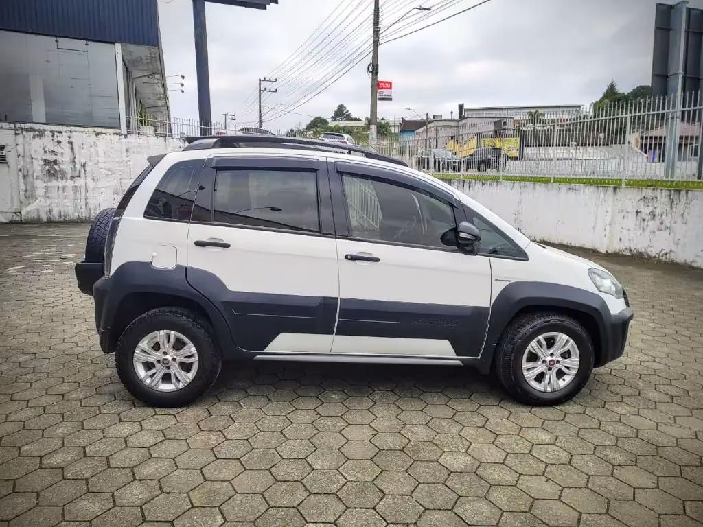 fiat-idea-em-rio-negrinho-sc-fb410d3c0e5-03