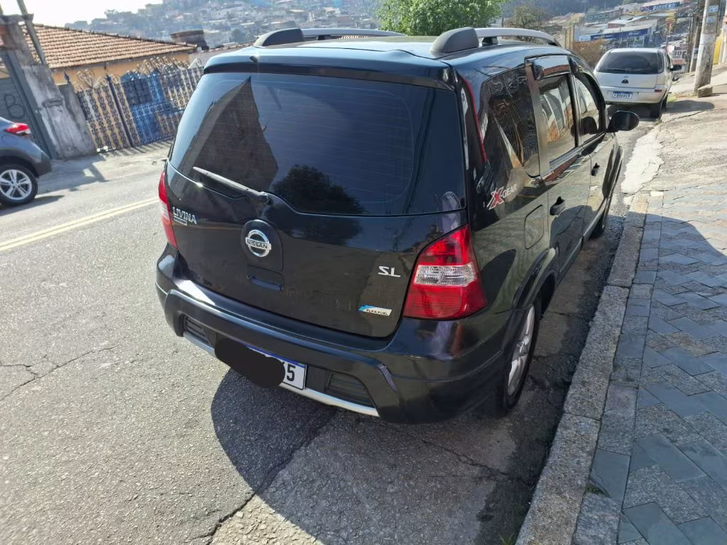 nissan-livina-em-maua-sp-fa78d336a3f-05