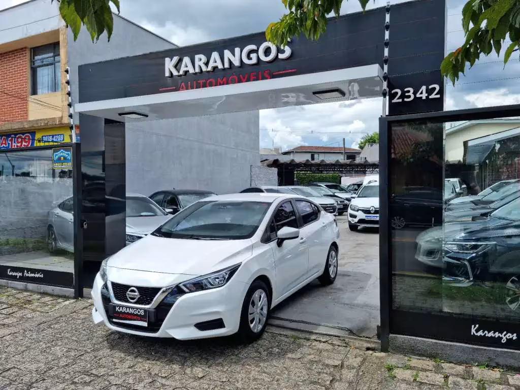 nissan-versa-em-curitiba-pr-fd207258477