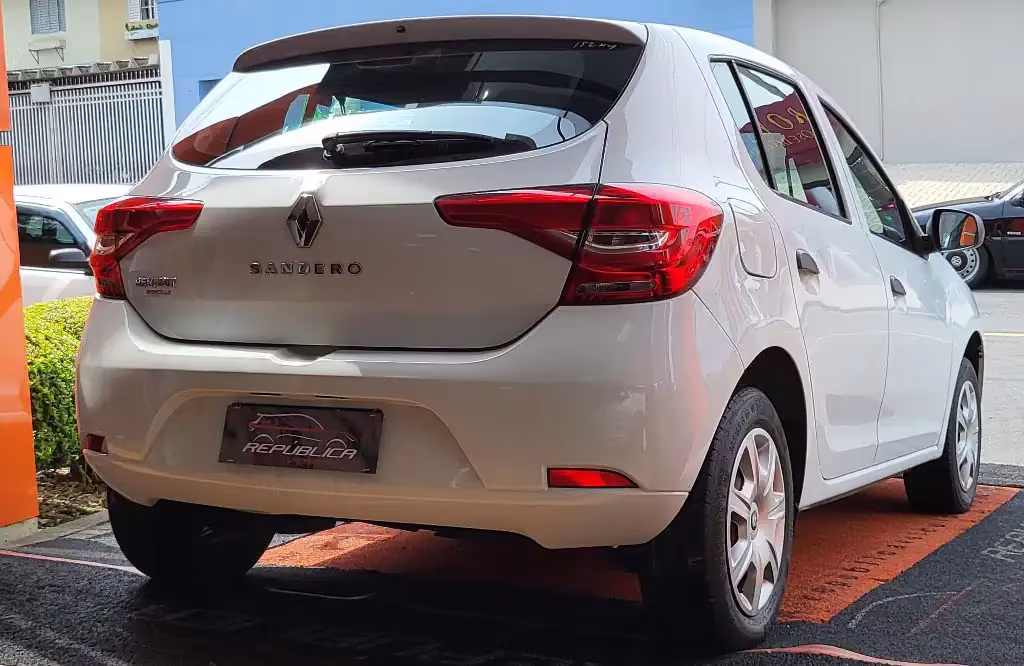 renault-sandero-em-curitiba-pr-f8e6dd12275-07