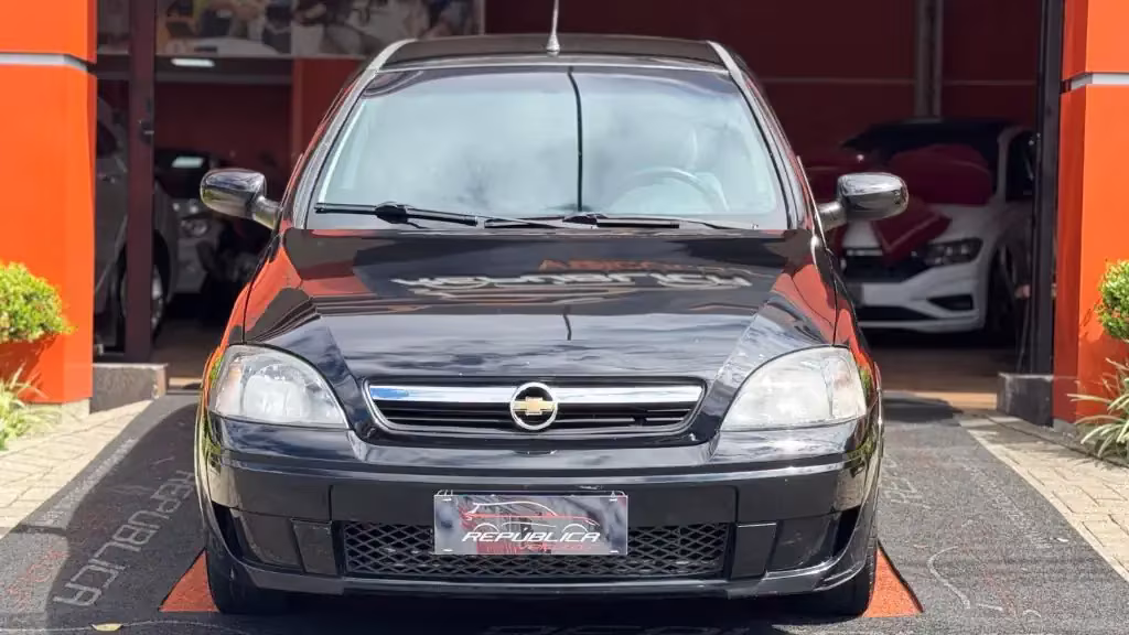 chevrolet-corsa-em-curitiba-pr-fcc28e5898b-01