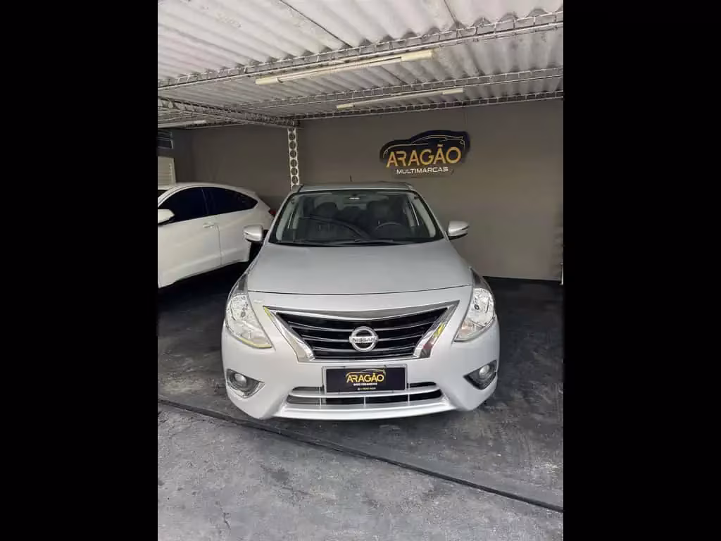 nissan-versa-em-limeira-sp-45fff85d