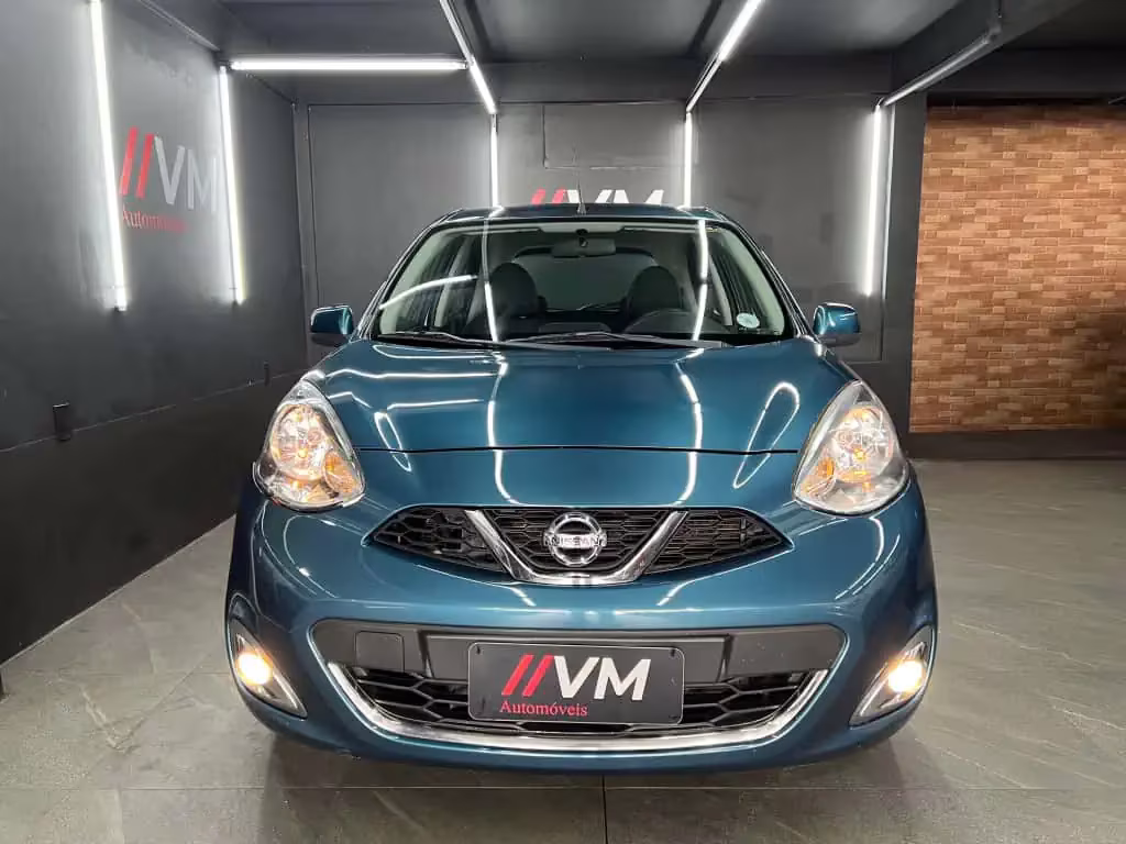 nissan-march-em-florianopolis-sc-f1fe3f8e